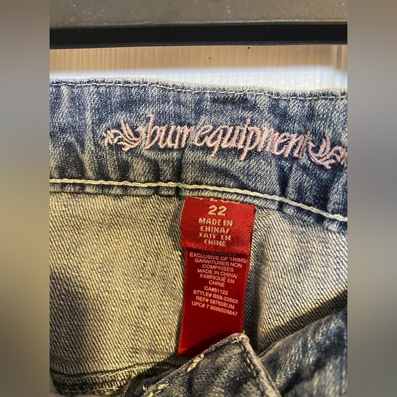 Plus B.U.M Equipment Denim Capris Size 22 - Picture 2 of 7